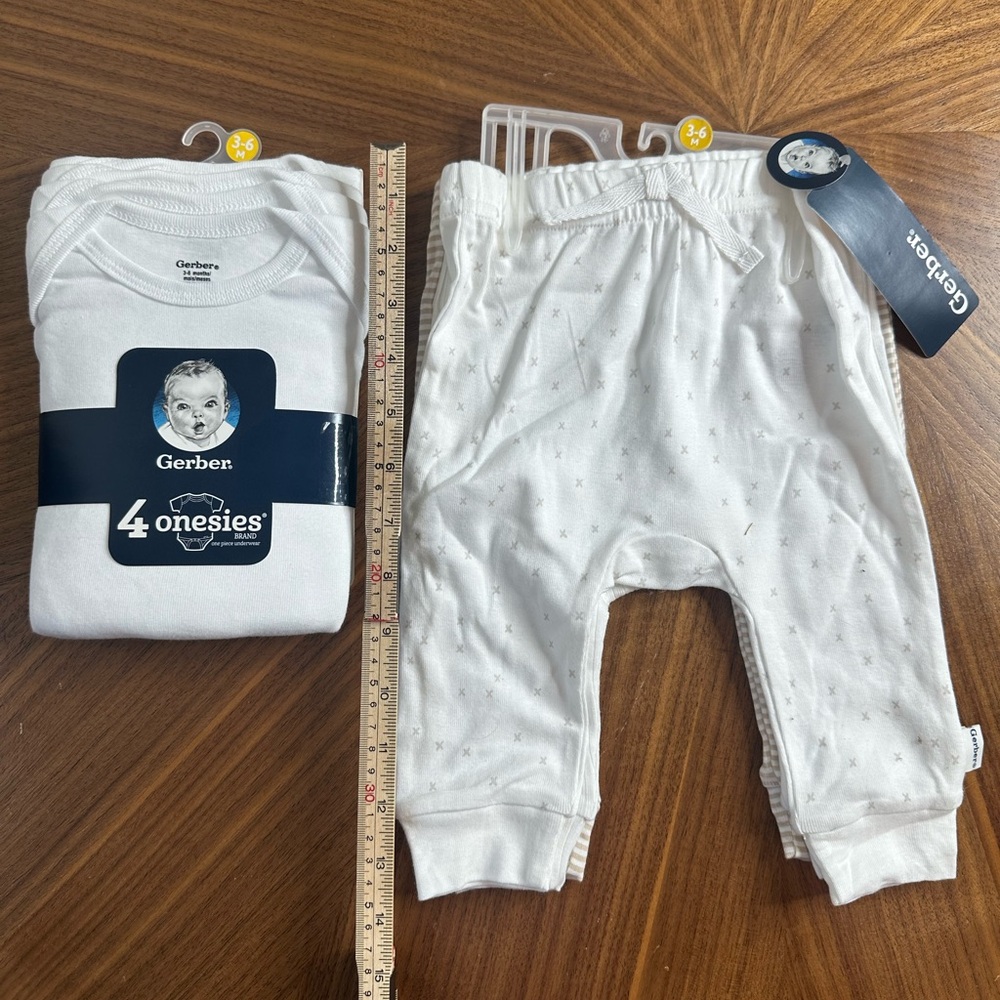 Gerber Classic White 4 Baby Onesies and 3 matching pants Set. 3-6 months. NWT